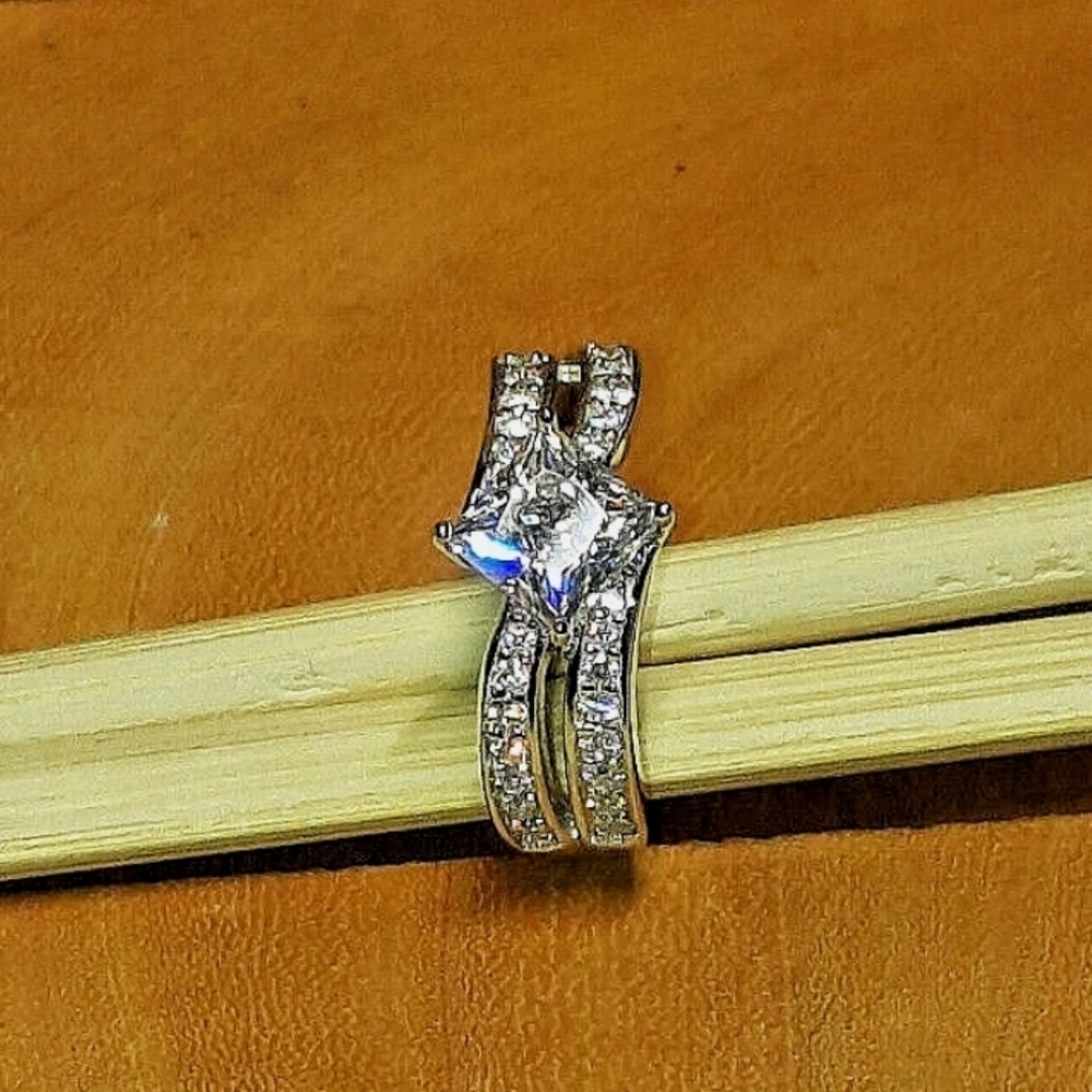 ๐๏ธ๐ Moissanite Bypass Band Ring in Rhodium Over Sterling Silver ( Size 6.0)๐ - Picture 8 of 16